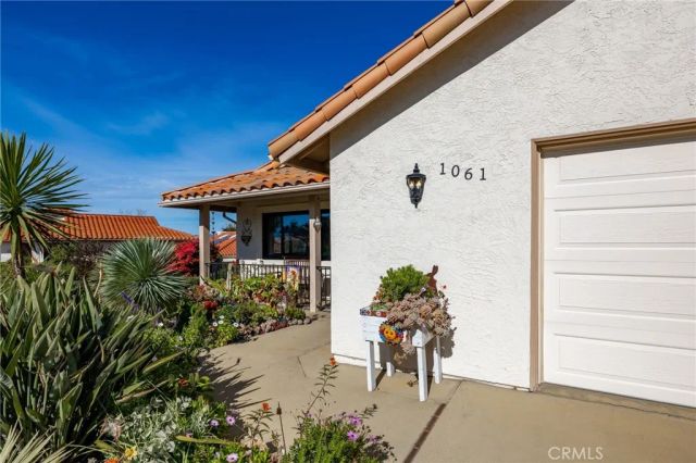 1061 Ridge Heights, Fallbrook, CA 92028