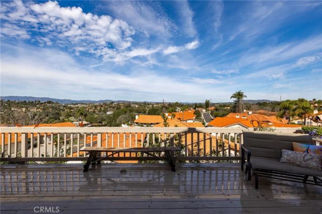 1061 Ridge Heights, Fallbrook, CA 92028