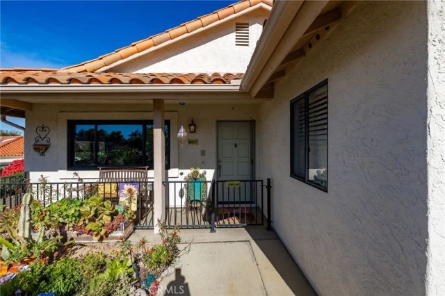 1061 Ridge Heights, Fallbrook, CA 92028