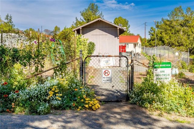 1061 Ridge Heights, Fallbrook, CA 92028