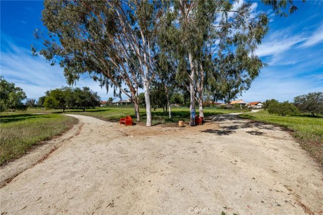 1061 Ridge Heights, Fallbrook, CA 92028