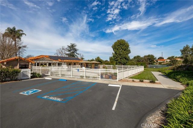 1061 Ridge Heights, Fallbrook, CA 92028