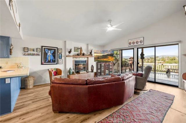 1061 Ridge Heights, Fallbrook, CA 92028