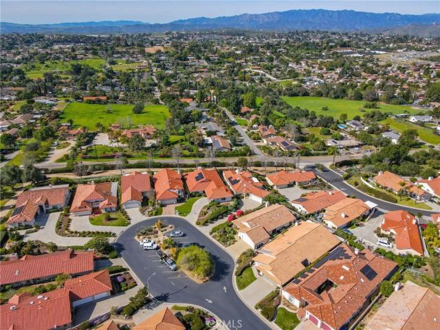 1061 Ridge Heights, Fallbrook, CA 92028