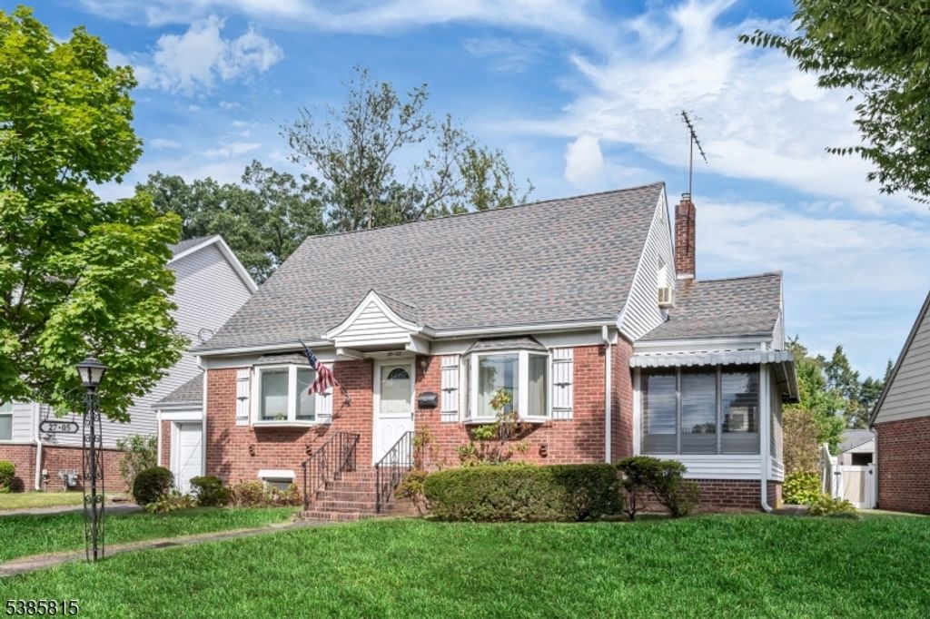27 Urban Pl, Fair Lawn Boro, NJ 07410