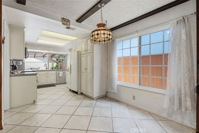 309 W Columbine, Santa Ana, CA 92707