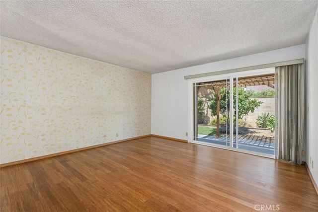 309 W Columbine, Santa Ana, CA 92707