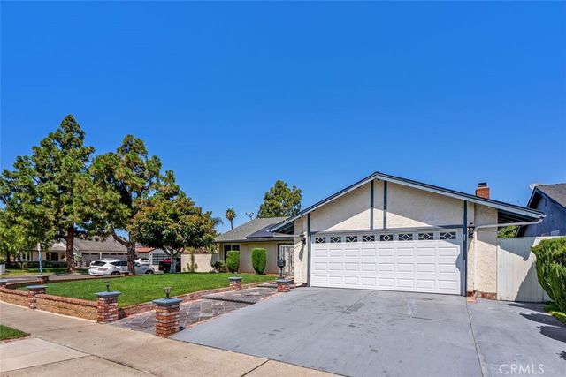 309 W Columbine, Santa Ana, CA 92707