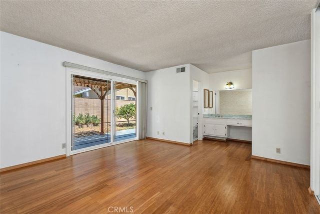 309 W Columbine, Santa Ana, CA 92707
