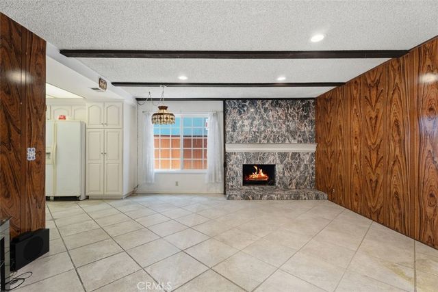 309 W Columbine, Santa Ana, CA 92707