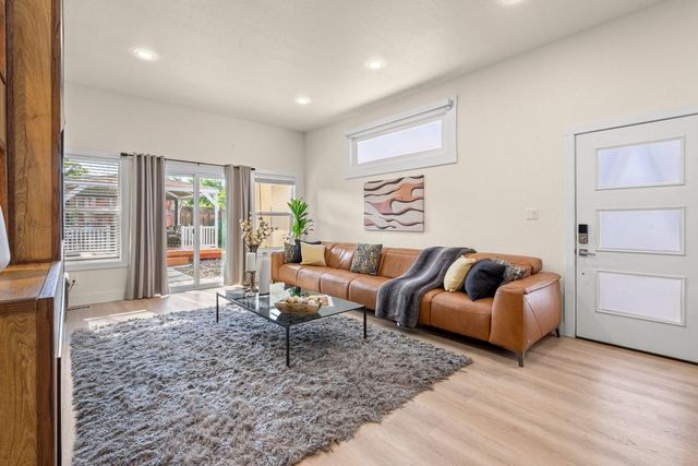 1185 Normandy Drive, Campbell, CA 95008