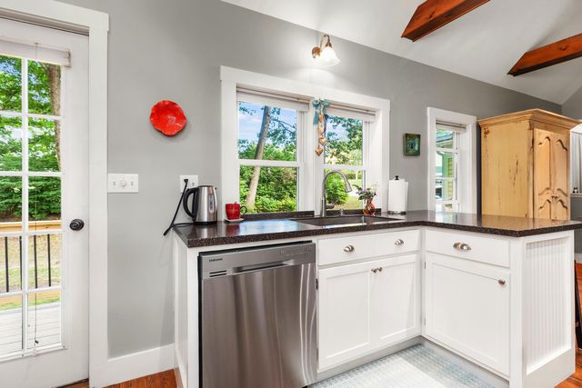 59 Maple Street, Somersworth, NH 03878