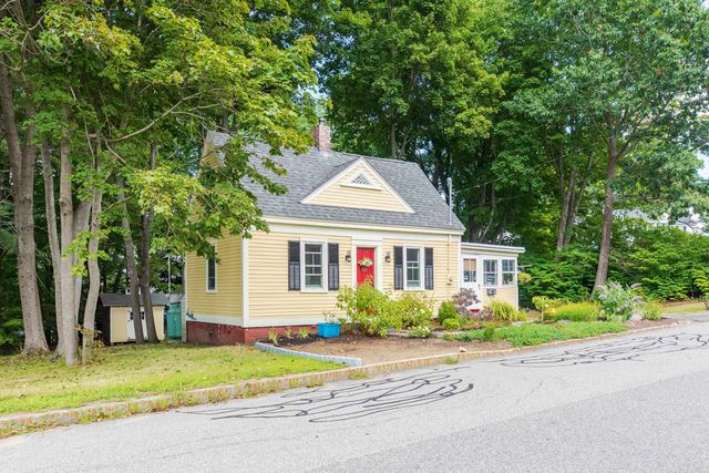 59 Maple Street, Somersworth, NH 03878