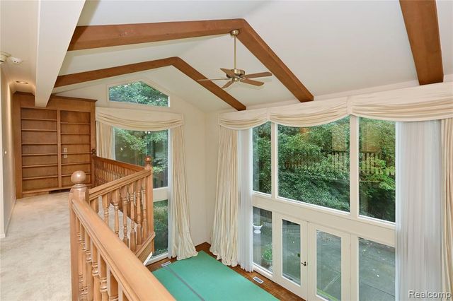 363 Lakewood Drive, Bloomfield Hills, MI 48304