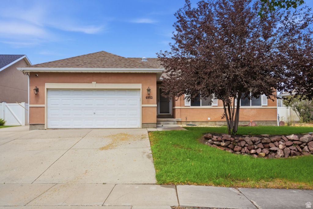 6952 W HUNTER VALLEY DR, West Valley City, UT 84128 — exterior