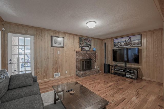 656 Bruce Way SW, Lilburn, GA 30047