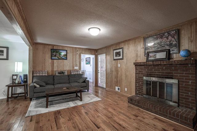 656 Bruce Way SW, Lilburn, GA 30047