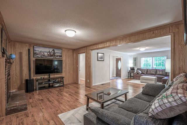 656 Bruce Way SW, Lilburn, GA 30047