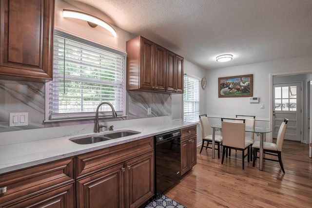 656 Bruce Way SW, Lilburn, GA 30047