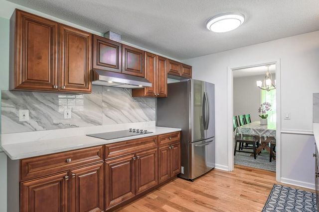 656 Bruce Way SW, Lilburn, GA 30047