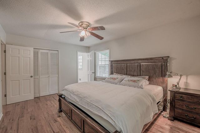656 Bruce Way SW, Lilburn, GA 30047