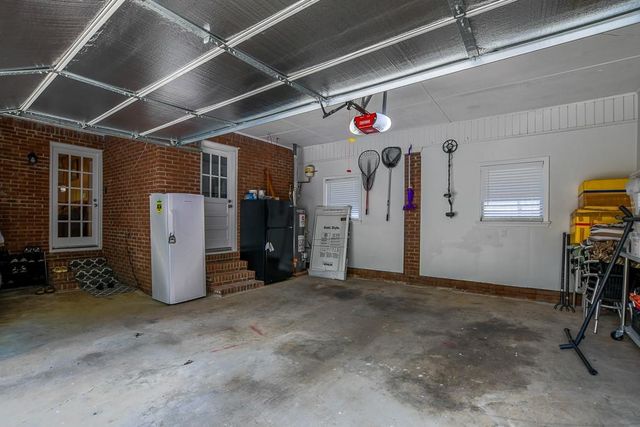 656 Bruce Way SW, Lilburn, GA 30047