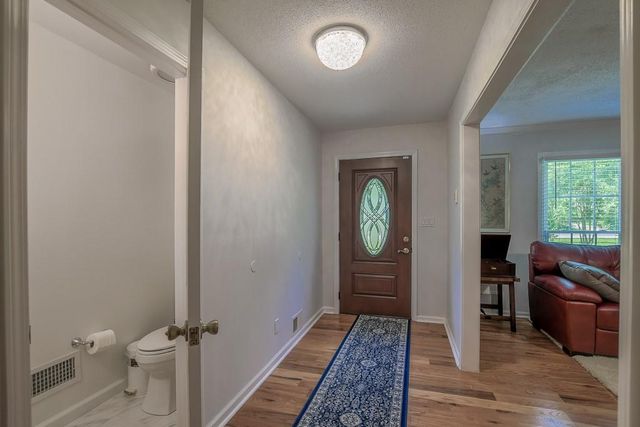 656 Bruce Way SW, Lilburn, GA 30047
