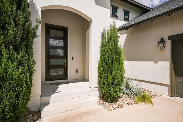 307 Ringtail Stream DR, Austin, TX 78738