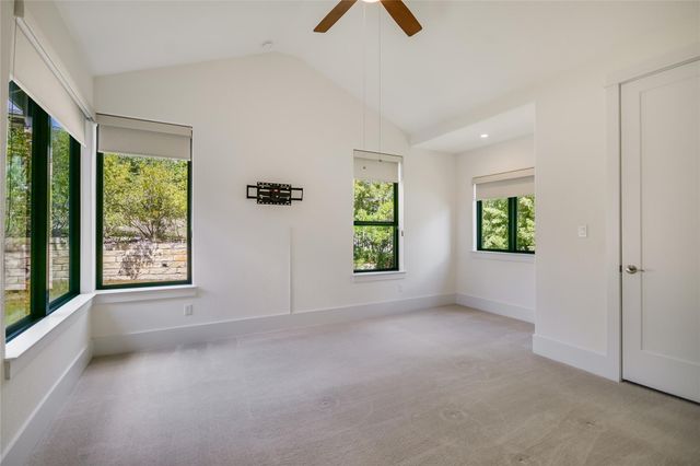 307 Ringtail Stream DR, Austin, TX 78738