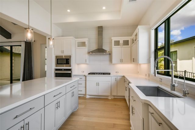 307 Ringtail Stream DR, Austin, TX 78738