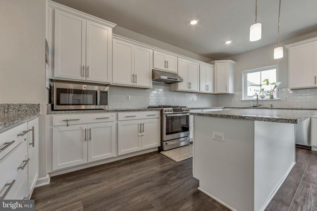 743 WEALD WAY, Clarksburg, MD 20871