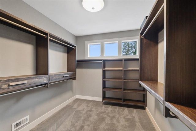 701 W Willapa Ave, Spokane, WA 99224