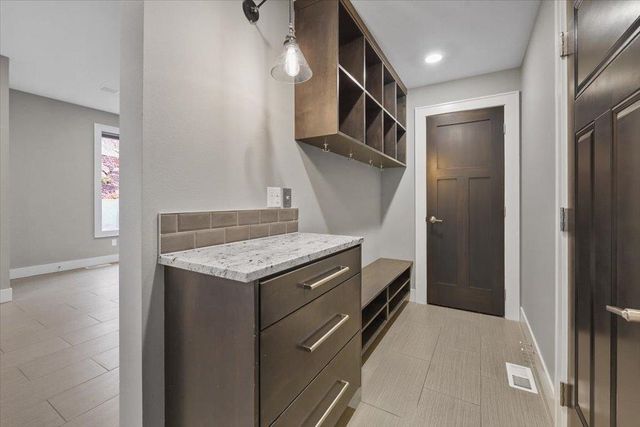 701 W Willapa Ave, Spokane, WA 99224