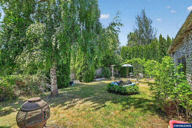 1837 Woodland Av, Woodburn, OR 97071