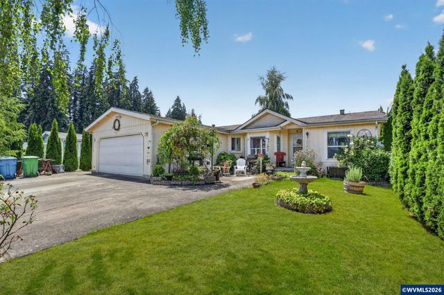 1837 Woodland Av, Woodburn, OR 97071