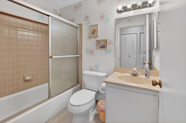 8697 Sunbird Place, Boca Raton, FL 33496