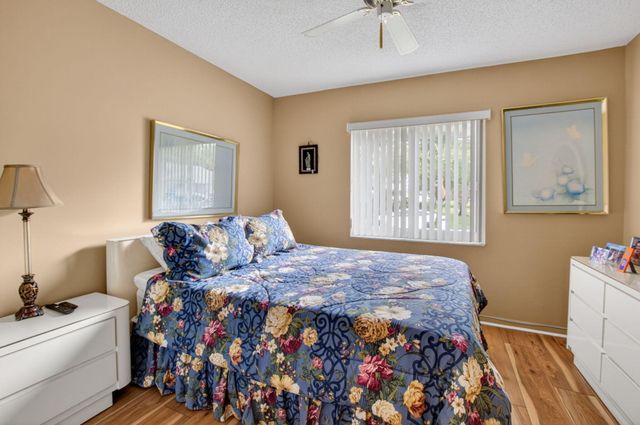 8697 Sunbird Place, Boca Raton, FL 33496