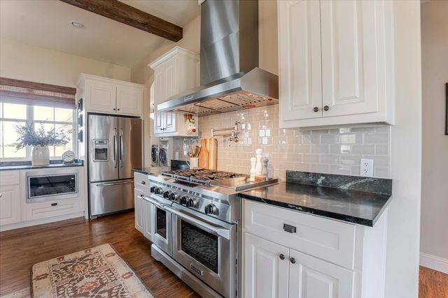 220 Rock Springs Road, Weatherford, TX 76088