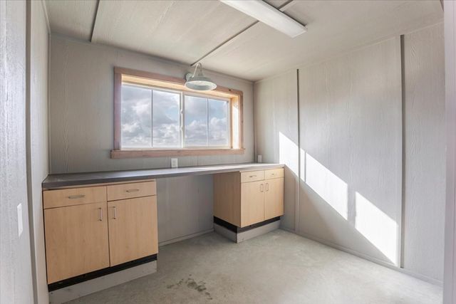 220 Rock Springs Road, Weatherford, TX 76088