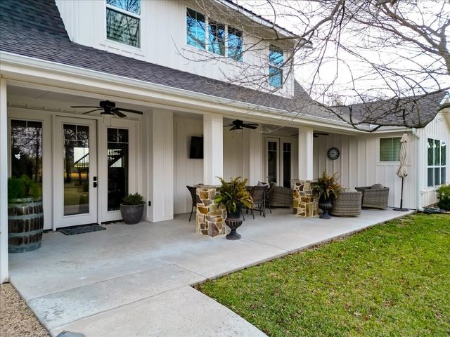 220 Rock Springs Road, Weatherford, TX 76088