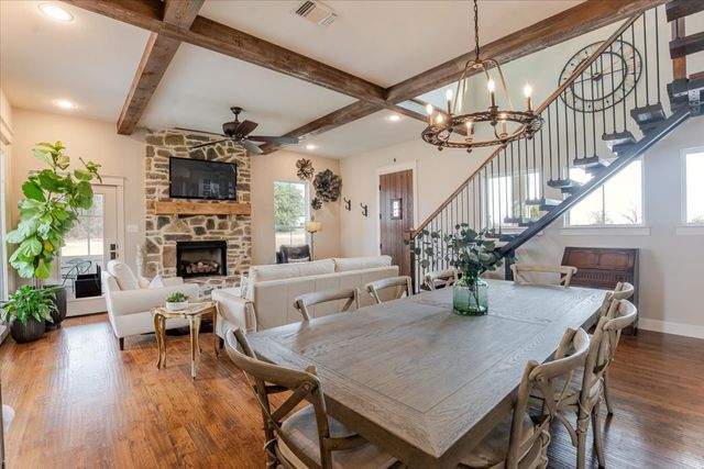 220 Rock Springs Road, Weatherford, TX 76088