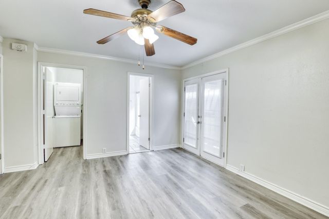 2201 Fountain View Drive J 15, Houston, TX 77057