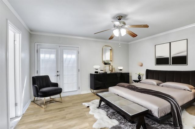 2201 Fountain View Drive J 15, Houston, TX 77057