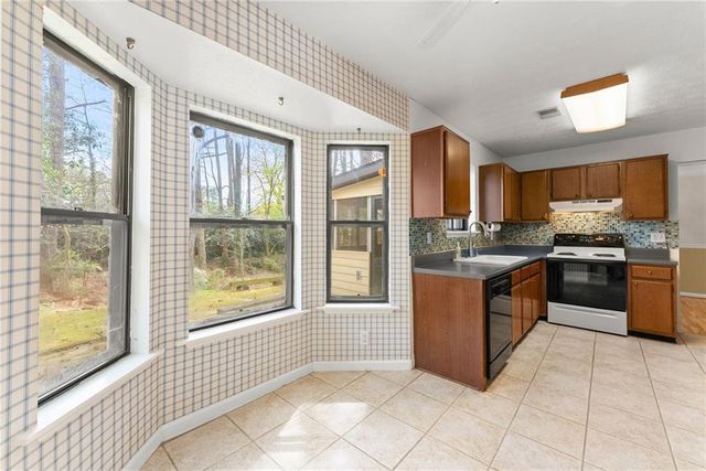 4578 Simpson Mill Lane, Duluth, GA 30096