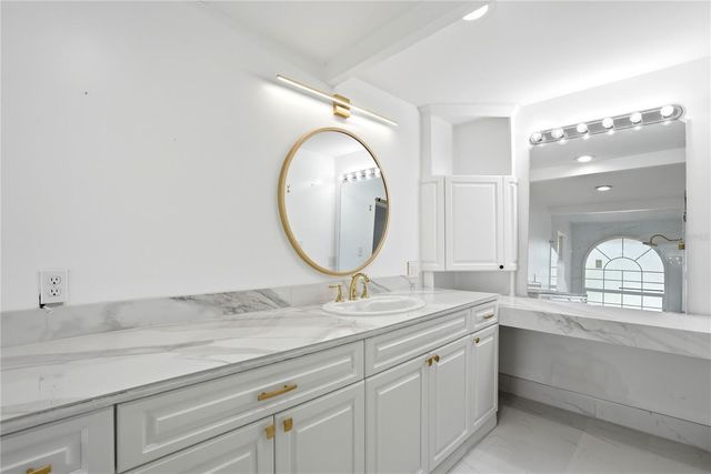 516 5TH AVENUE N, Safety Harbor, FL 34695