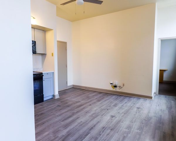 252-260 College Street, Burlington, VT 05401