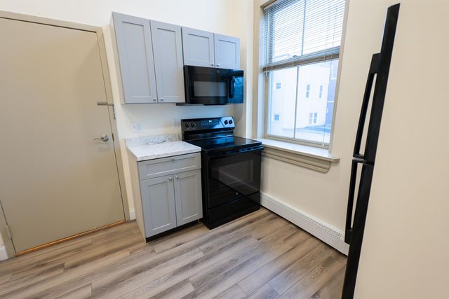 252-260 College Street, Burlington, VT 05401