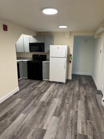 252-260 College Street, Burlington, VT 05401