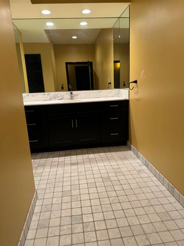 252-260 College Street, Burlington, VT 05401