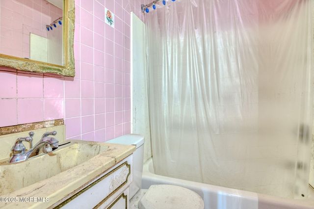 1206 Bergh Street, Asbury Park, NJ 07712